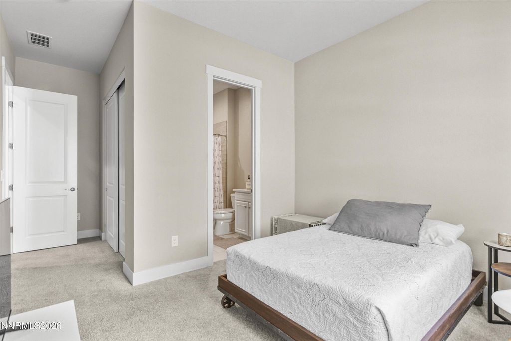 Image 37 of property listing at 715 W Pleasant Oak Trail, Reno, NV 89511