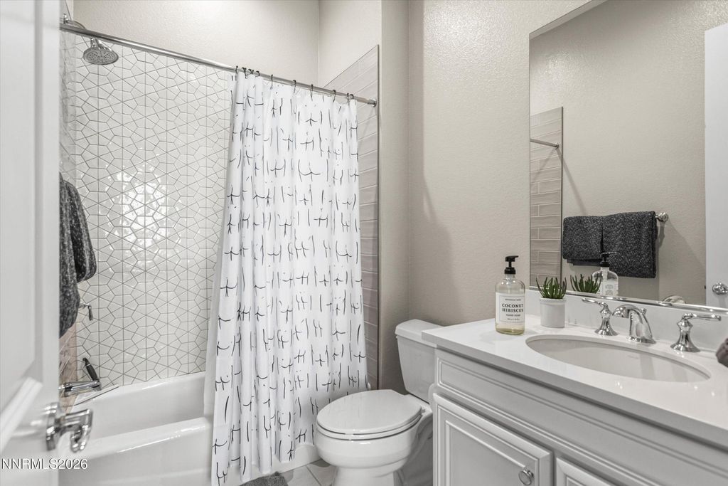 Image 38 of property listing at 715 W Pleasant Oak Trail, Reno, NV 89511