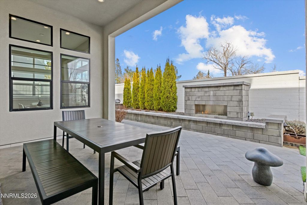 Image 42 of property listing at 715 W Pleasant Oak Trail, Reno, NV 89511