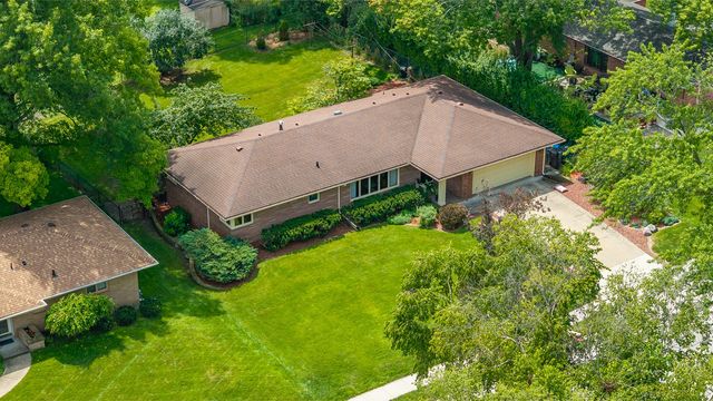 7516 College Drive, Windsor Heights, IA 50324
