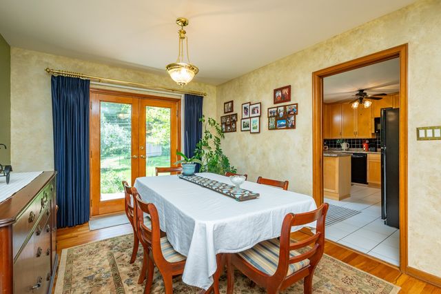7516 College Drive, Windsor Heights, IA 50324