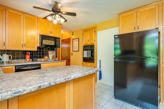 7516 College Drive, Windsor Heights, IA 50324