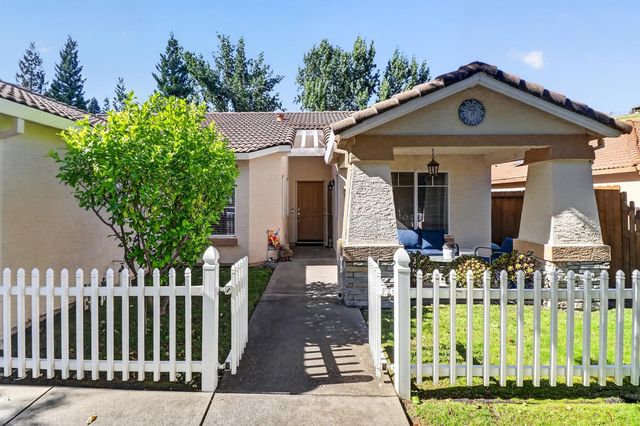 2308 Stefanie Ct, Rocklin, CA 95765