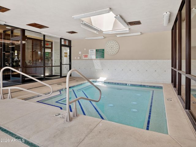 111 S GREENFIELD Road 724, Mesa, AZ 85206