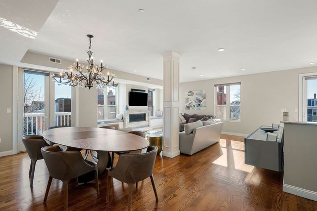 928 E Broadway 9, Boston, MA 02127