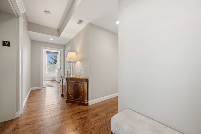 928 E Broadway 9, Boston, MA 02127