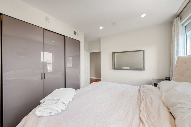 928 E Broadway 9, Boston, MA 02127