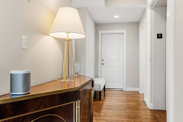 928 E Broadway 9, Boston, MA 02127