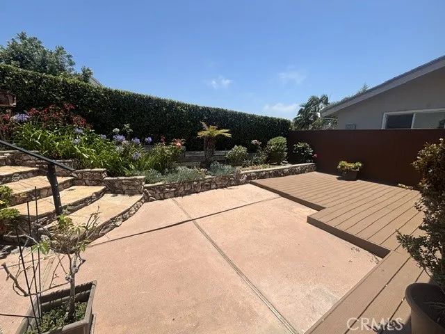 998 Oriole Drive, Laguna Beach, CA 92651