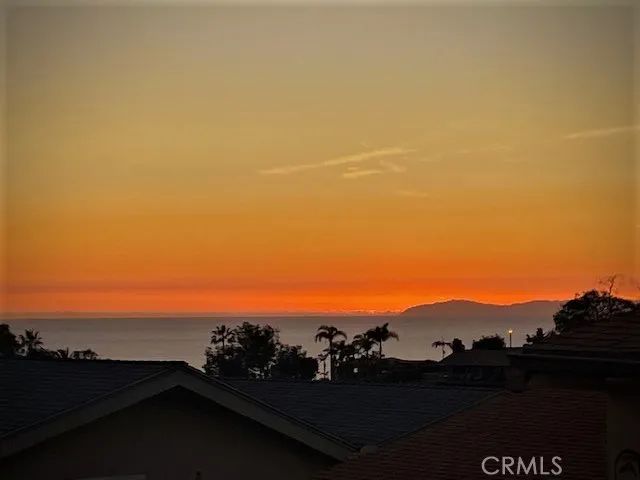 998 Oriole Drive, Laguna Beach, CA 92651