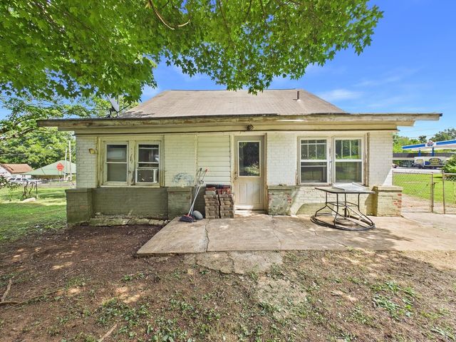 812 Eastanallee Ave, Athens, TN 37303
