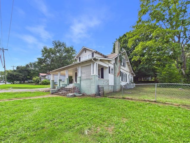 812 Eastanallee Ave, Athens, TN 37303