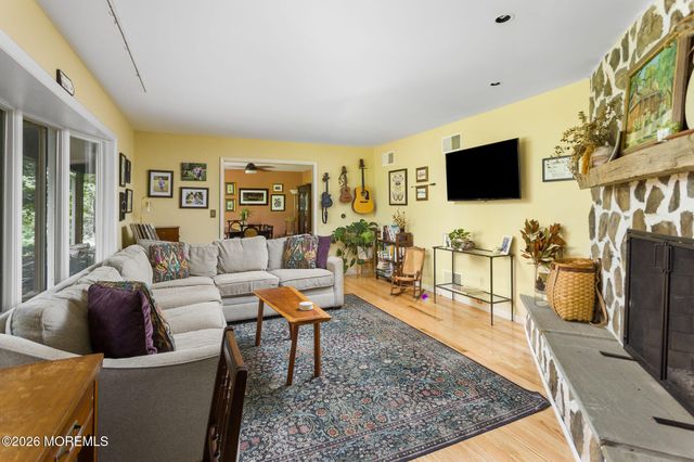 95 Holmes Mill Road, Upper Freehold, NJ 08501