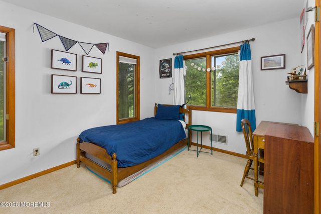 95 Holmes Mill Road, Upper Freehold, NJ 08501