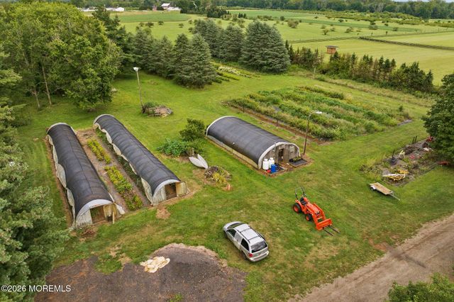 95 Holmes Mill Road, Upper Freehold, NJ 08501