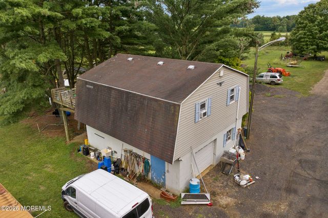 95 Holmes Mill Road, Upper Freehold, NJ 08501