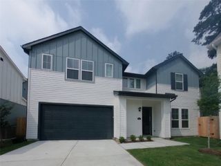 9835 Willow Creek Commerce Drive 213, Tomball, TX 77375