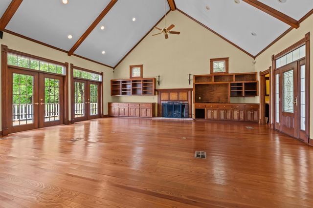 422 Yellow Creek Trail, Crockett, TX 75835