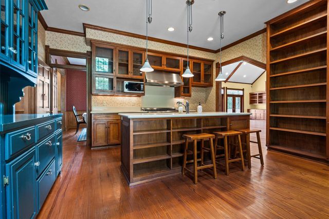 422 Yellow Creek Trail, Crockett, TX 75835