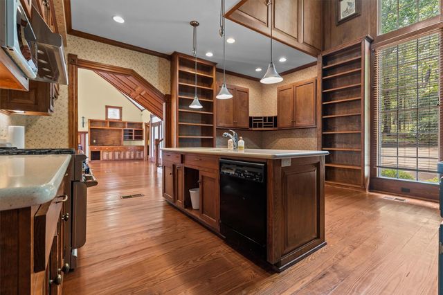 422 Yellow Creek Trail, Crockett, TX 75835