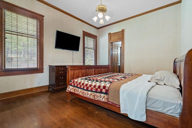 422 Yellow Creek Trail, Crockett, TX 75835