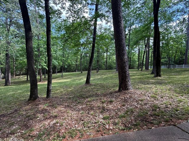 422 Yellow Creek Trail, Crockett, TX 75835
