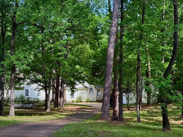 422 Yellow Creek Trail, Crockett, TX 75835