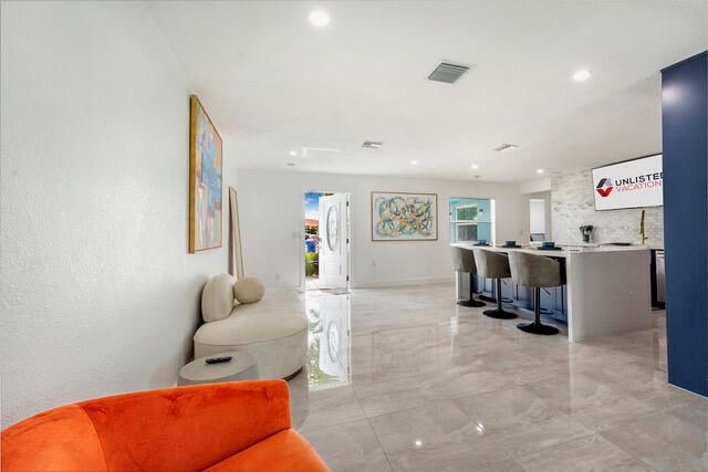 3131 Avenue H E, Riviera Beach, FL 33404