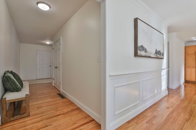 11 Tavernier Way, Manchester, NH 03109