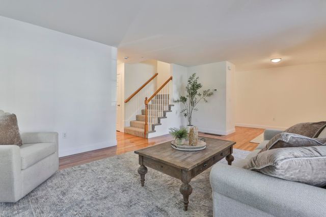 11 Tavernier Way, Manchester, NH 03109