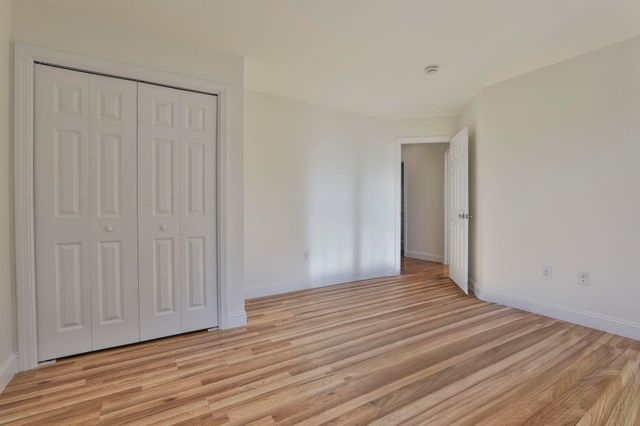 11 Tavernier Way, Manchester, NH 03109