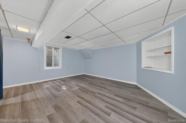 1641 Brentwood Drive, Troy, MI 48098