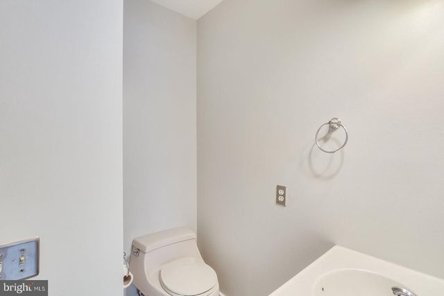 808 BASHFORD LN, Alexandria, VA 22314