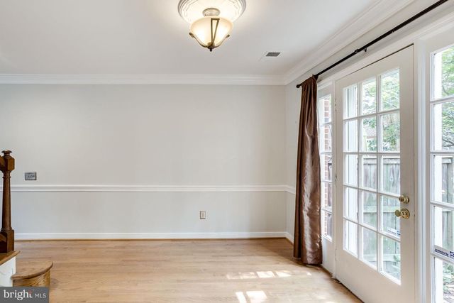 808 BASHFORD LN, Alexandria, VA 22314
