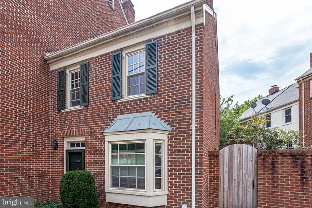 808 BASHFORD LN, Alexandria, VA 22314