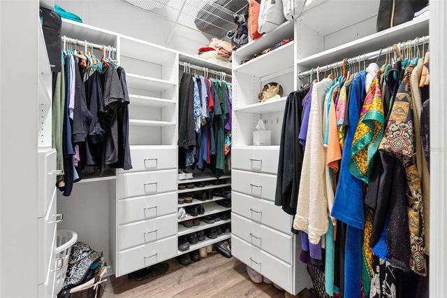 5121 AURORA DRIVE, Leesburg, FL 34748