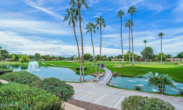 8818 W PIUTE Avenue, Peoria, AZ 85382