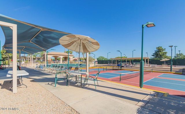 8818 W PIUTE Avenue, Peoria, AZ 85382