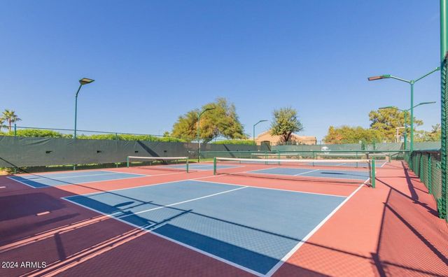 8818 W PIUTE Avenue, Peoria, AZ 85382