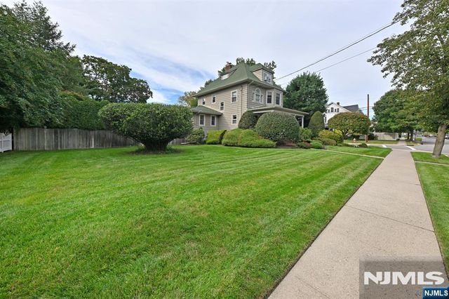 148 2nd Avenue, Westwood, NJ 07675
