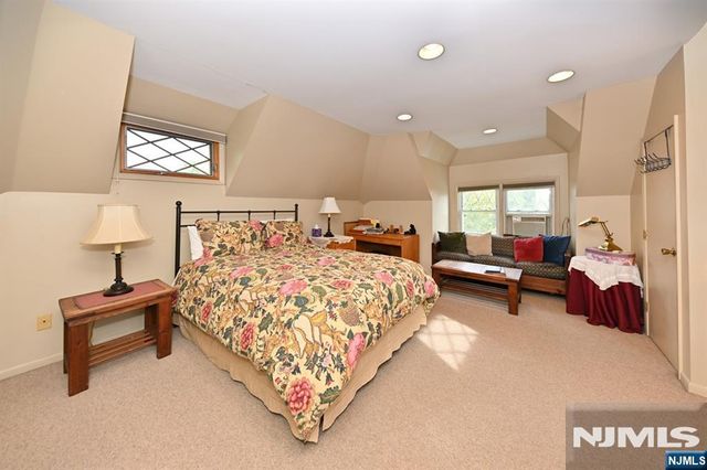 148 2nd Avenue, Westwood, NJ 07675