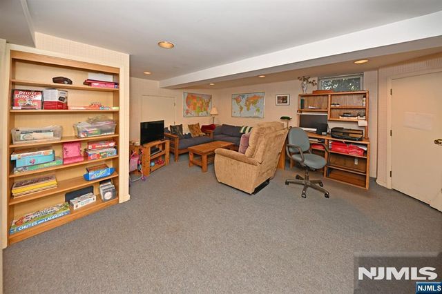 148 2nd Avenue, Westwood, NJ 07675