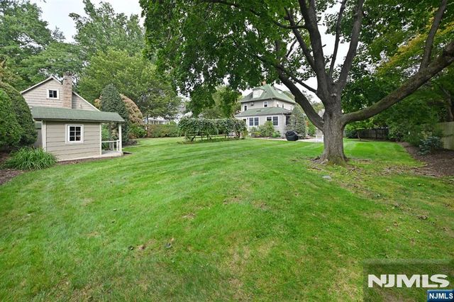 148 2nd Avenue, Westwood, NJ 07675