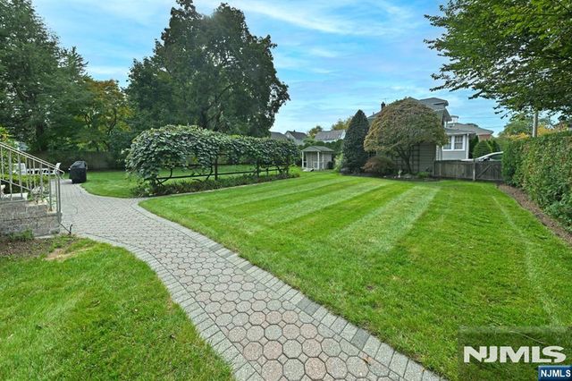 148 2nd Avenue, Westwood, NJ 07675