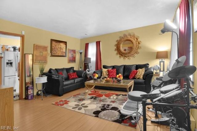 4933 Woolsey ST, Norfolk, VA 23513