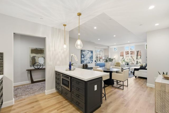 200 Sheridan Avenue 306, Palo Alto, CA 94306