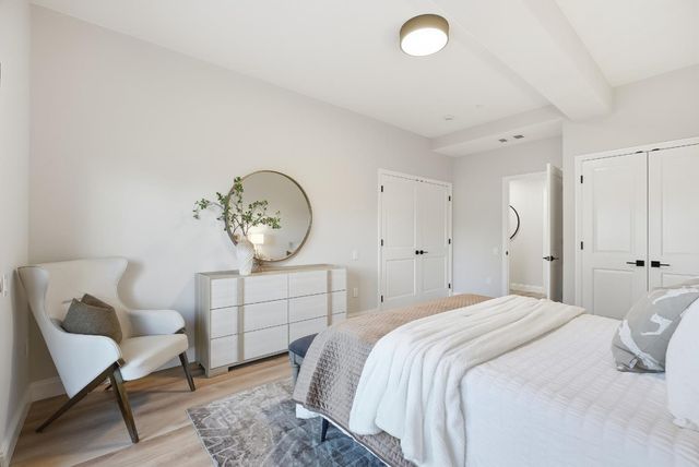 200 Sheridan Avenue 306, Palo Alto, CA 94306