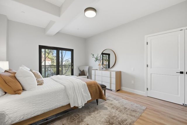 200 Sheridan Avenue 306, Palo Alto, CA 94306