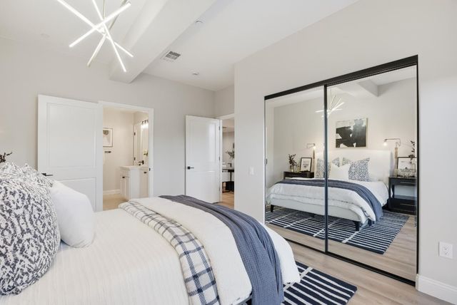 200 Sheridan Avenue 306, Palo Alto, CA 94306