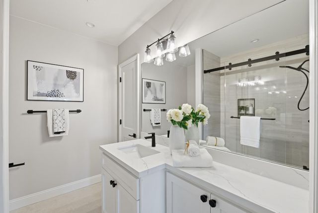 200 Sheridan Avenue 306, Palo Alto, CA 94306